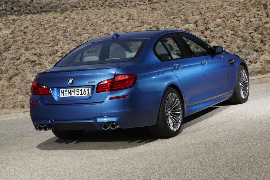  BMW M5 2011 года  (фото 90 из 344)